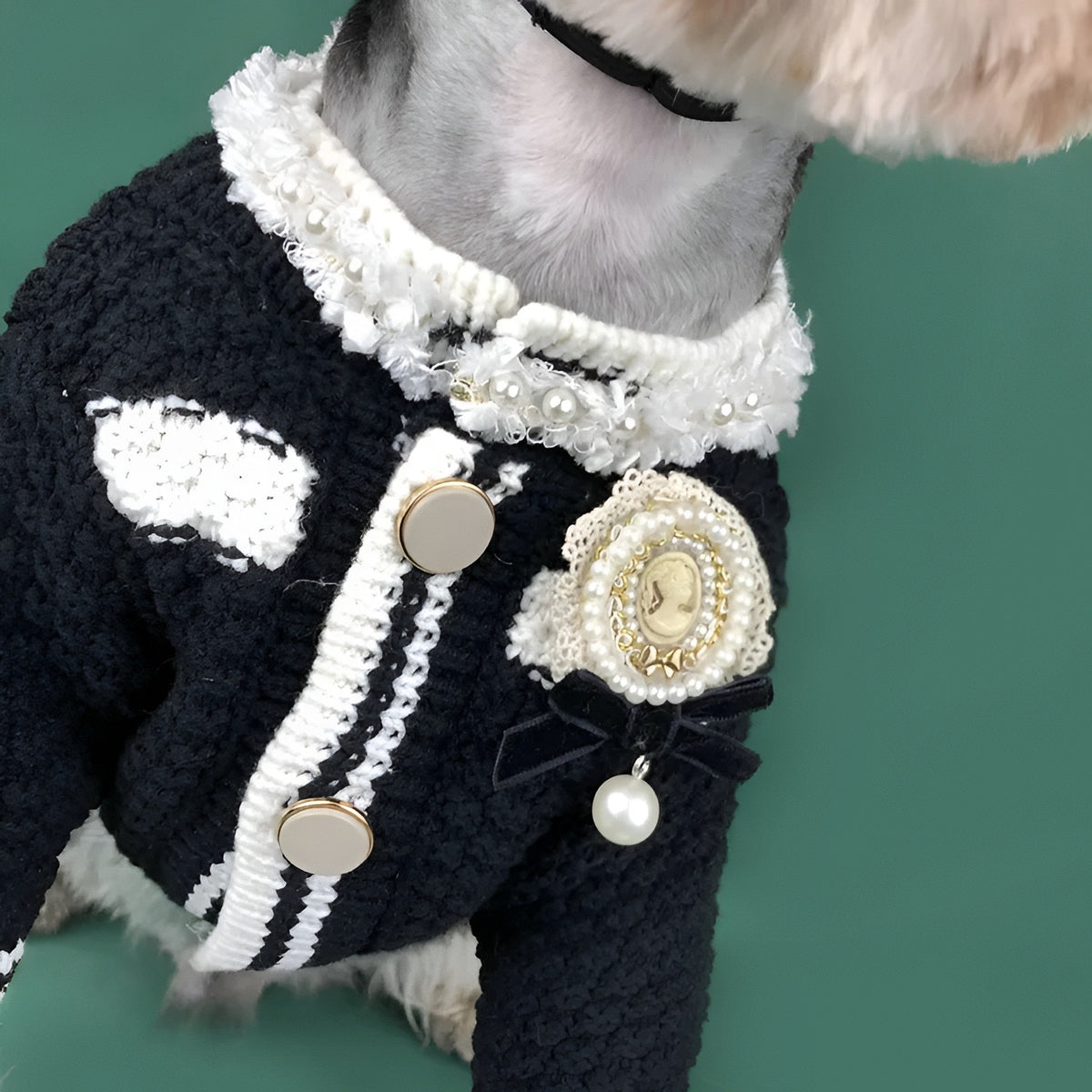 Chewnel Tweed Brooch Cardigan