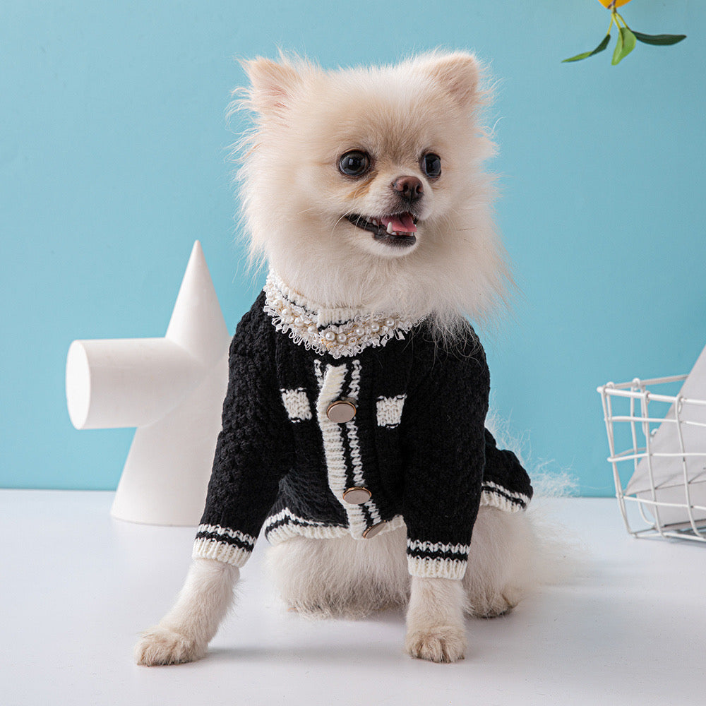 Chewnel Tweed Brooch Cardigan