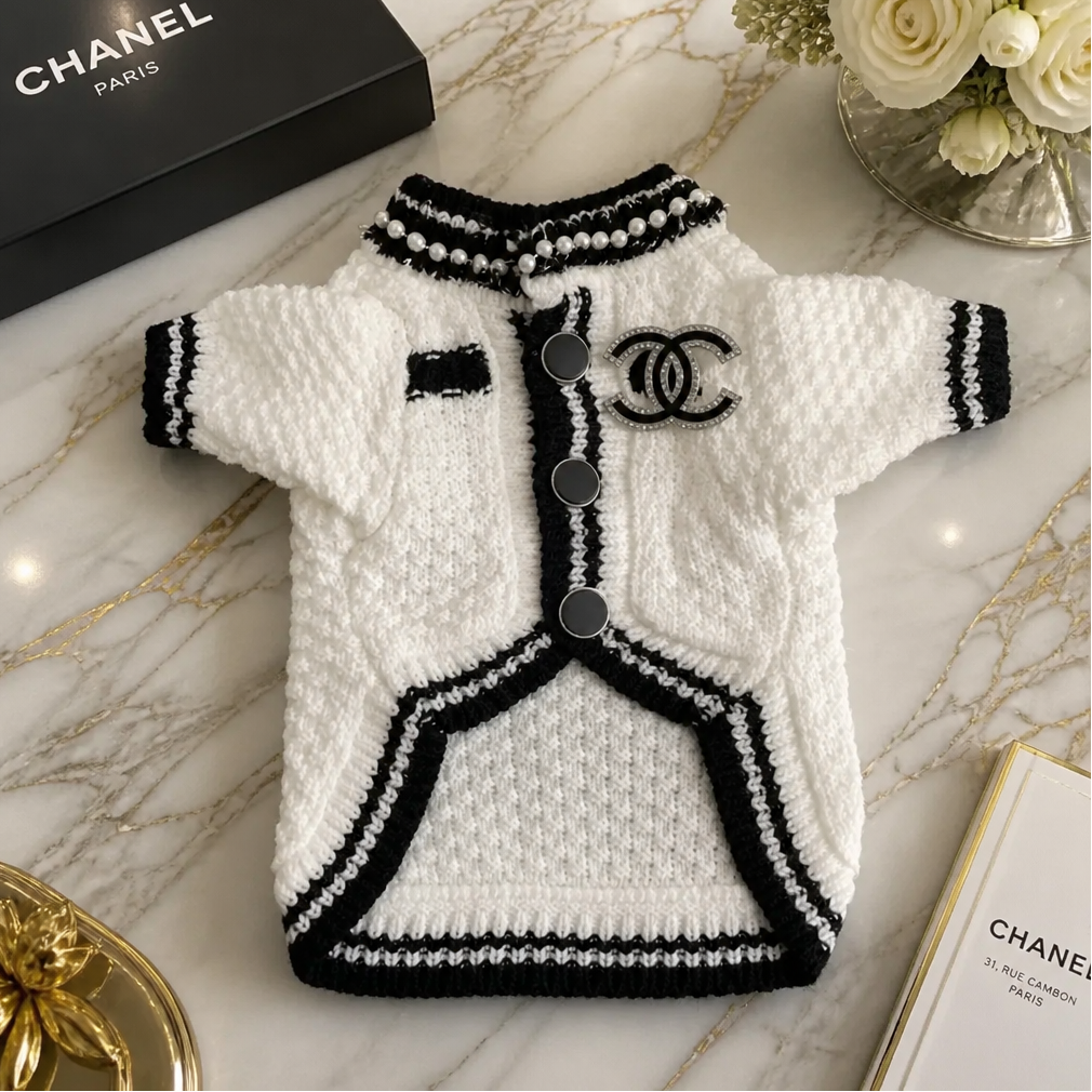 Chewnel Tweed Brooch Cardigan